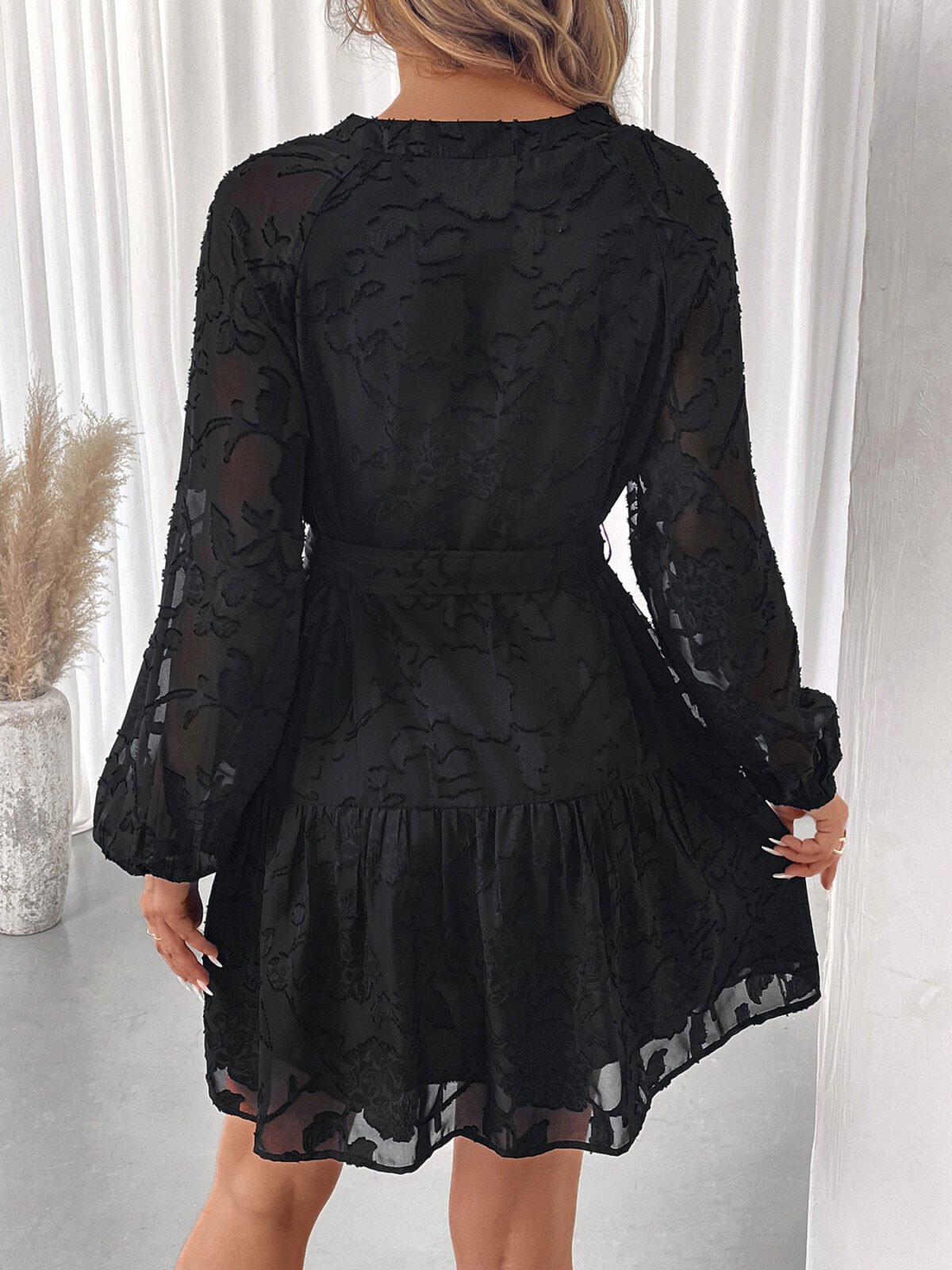 back-view-black-long-sleeve-dress-party-wear