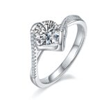 Aura of Forever 1-carat round brilliant cut Moissanite ring in S925 silver, luxury Valentine's Day gift for her.
