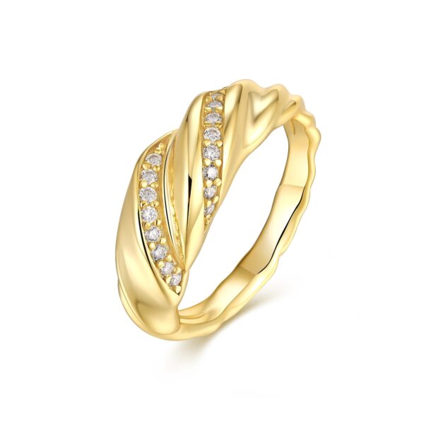 luxury-gold-plated-rings-with-moissanite-the-solis